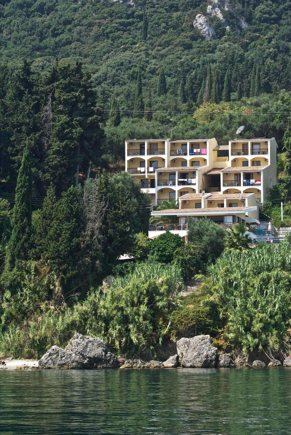Karina Hotel Benitses  Exterior photo